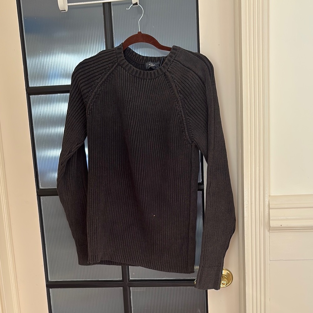Men's silver jeans size L Charcoal Sweater NWT
